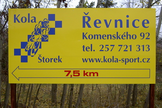 SAMOLEPÍCÍ GRAFIKA